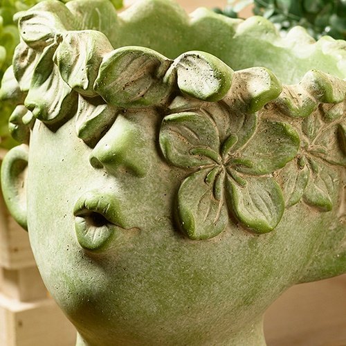 Ceramics & Resin