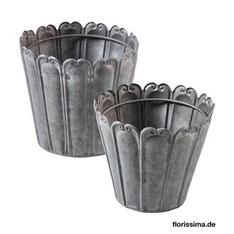 Metal Planter With Arched Edge