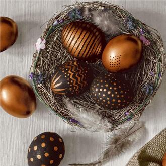 Easter Napkin Egg Nest
