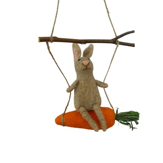 Decorative hanger Hase auf Karotte