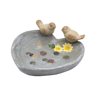 Keramik Vogeltränke Herz mit Steinen und Vögeln